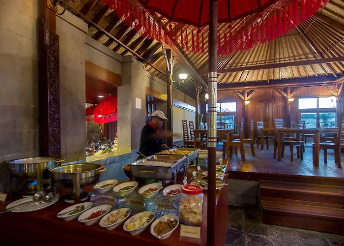 Champlung Sari And Hotel 3*