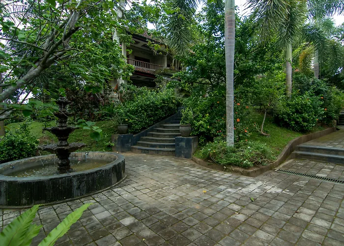 Champlung Sari And