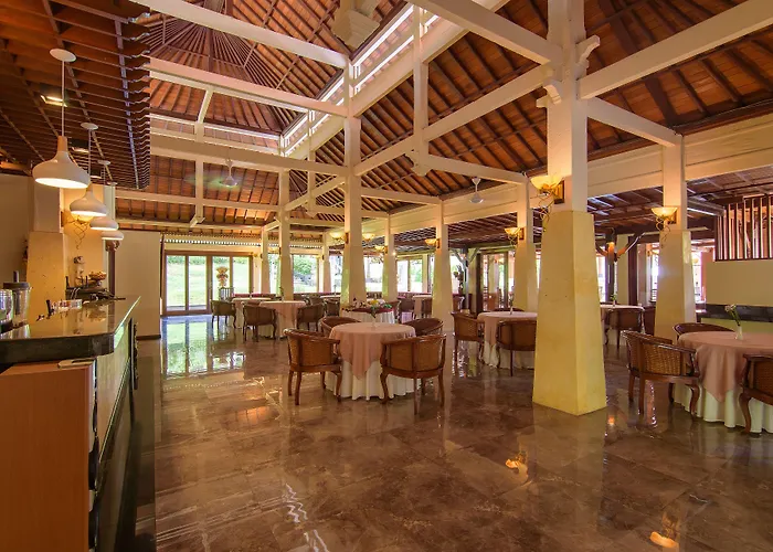 Hotel Champlung Sari And